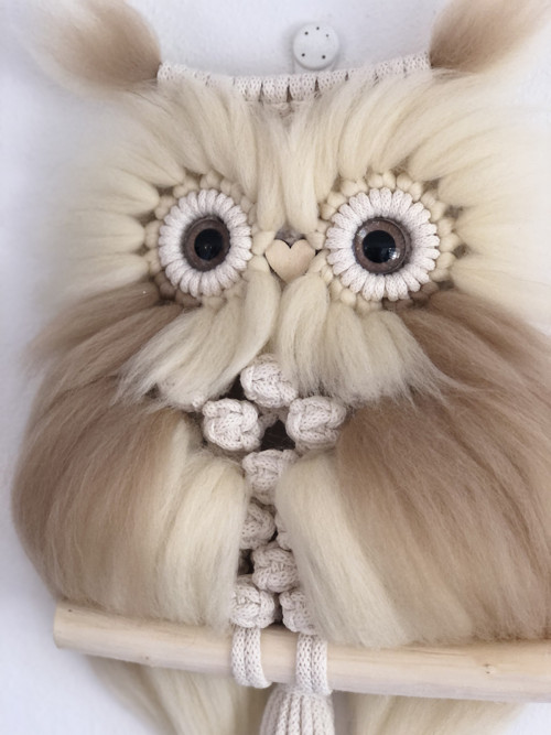 Macramé sovička béžová — foto 3