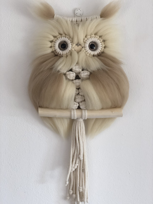 Macramé sovička béžová — foto 2