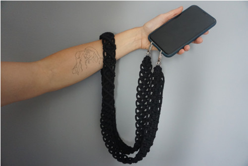 Macramé popruh na telefon Black — foto 2