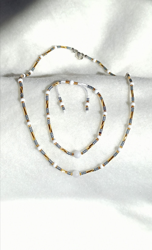 Elegantní set s bílým jadeitem — foto 3