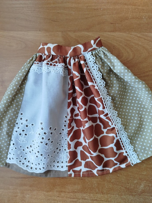 Götz 50cm - sukně a top — foto 4