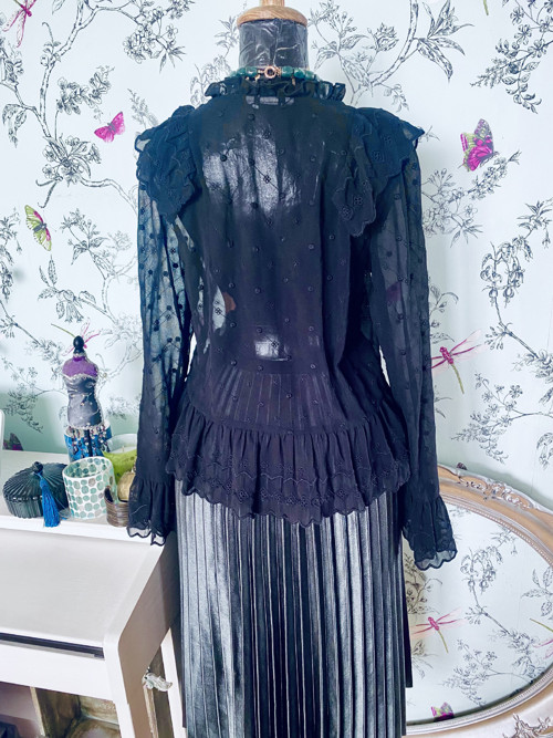 Halenka celokrajková, viktoriánský look — foto 5