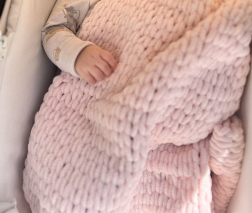 Pletená deka z příze Alize Puffy fine — foto 3