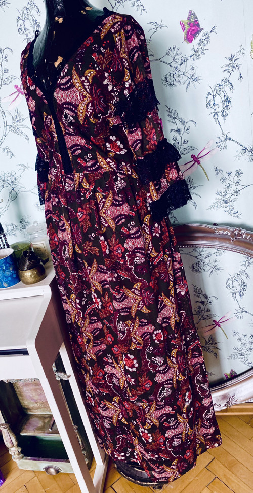 Boho šaty s krajkou — foto 4