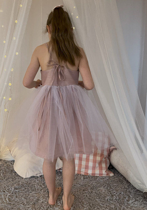 Lněné šaty s tylovou sukýnkou SOFIE — foto 5