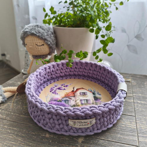 Háčkovaný košíček Provance vila 20cm — foto 3