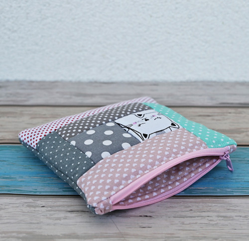 Měkoučká kapsička. Vzor patchwork. — foto 2