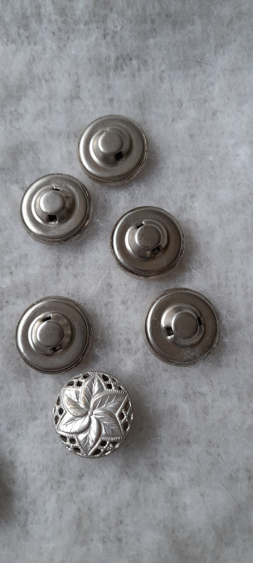 Knoflík květ — foto 3