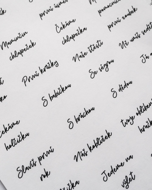 Samolepky k narození dítěte - černobílé texty — foto 3