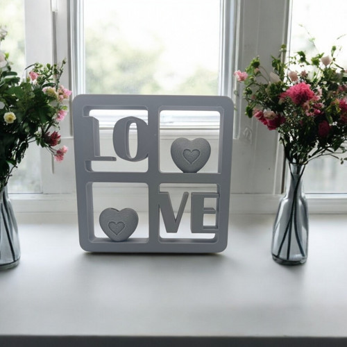 Stojánek „Love“ se srdíčky - dekorace a mini vázy — foto 4