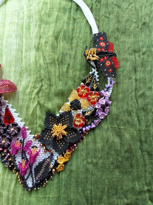 V rubínových zahradách — foto 5