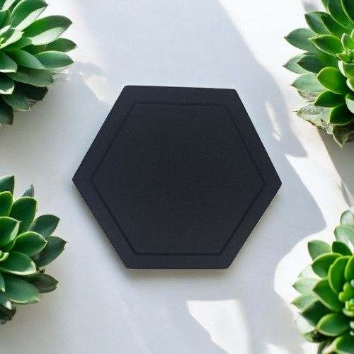 Černé hexagonové podtácky — foto 3