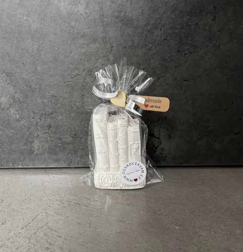 Dekorace knih — foto 3