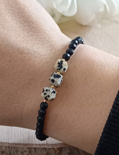 Náramek broušený onyx + jaspis kostky — foto 2