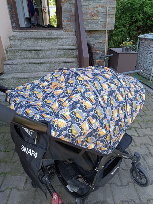 Stříška ke kočárku Valco + madlo - Bagry — foto 5