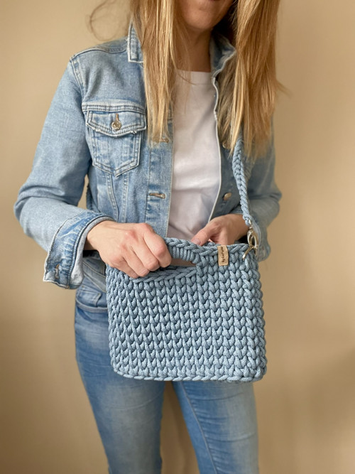 Háčkovaná kabelka Elegant modrá — foto 4