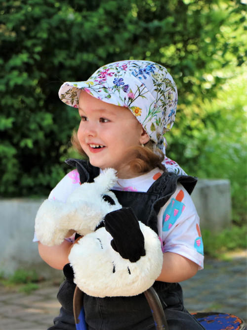 Letný detský šilt letná lúka — foto 4