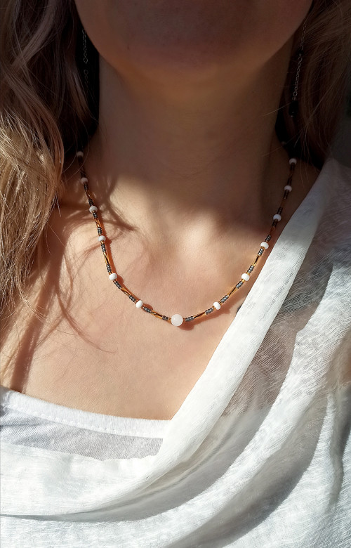 Elegantní set s bílým jadeitem — foto 5