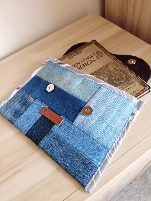 Obal na tablet nebo kapsička do kabelky — foto 5