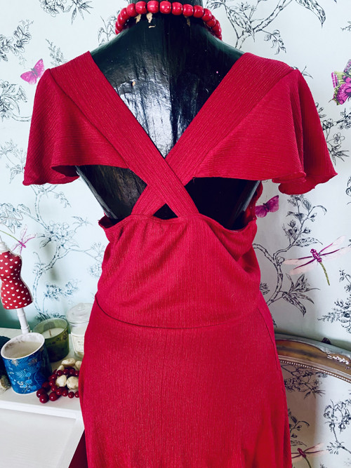 Šaty red elegance — foto 5