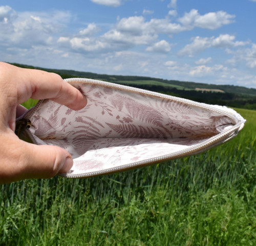 Penál - Ptačí písnička o bílých oblacích — foto 5
