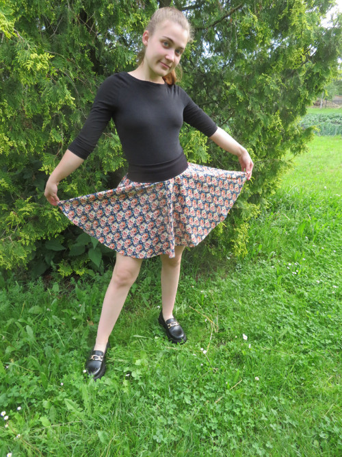 Letní kolová sukně JSEM TOČIVÁ — foto 2