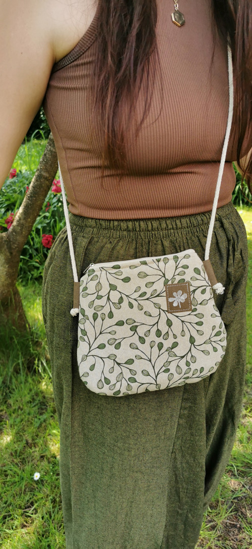 Malá crossbody kabelka — foto 5