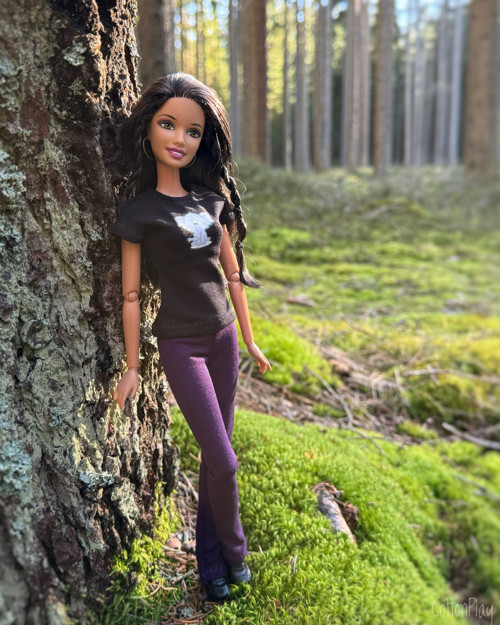 Fialové elastické kalhoty pro Barbie — foto 2