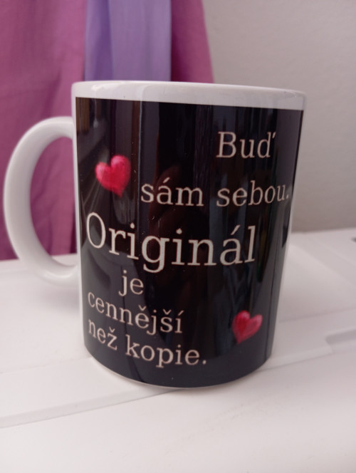 Hrnek Buď sám sebou — foto 3