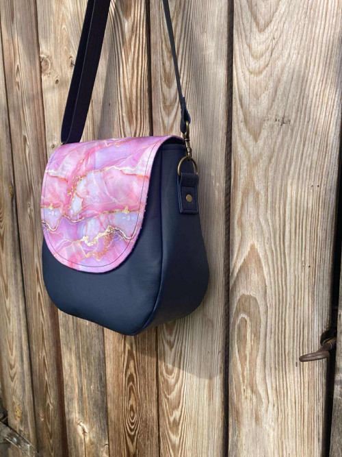 Malá crossbody kabelka — foto 2