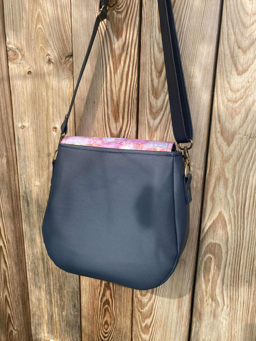 Malá crossbody kabelka — foto 3