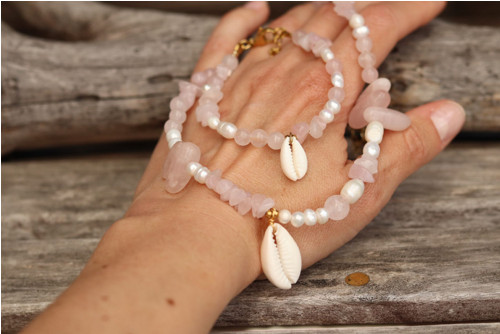 Letný náhrdelník choker - ruženín, perla — foto 4