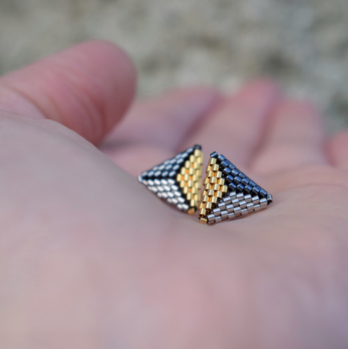 Miyuki triangle vel.L - hypoalergenní... — foto 4