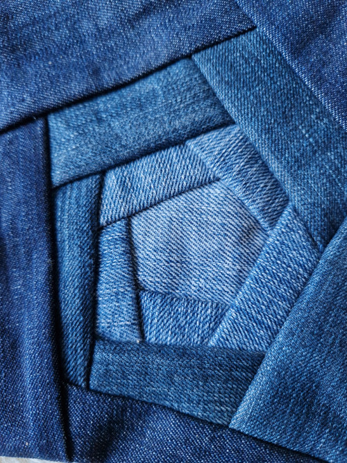 Jeans patchwork taštička — foto 2