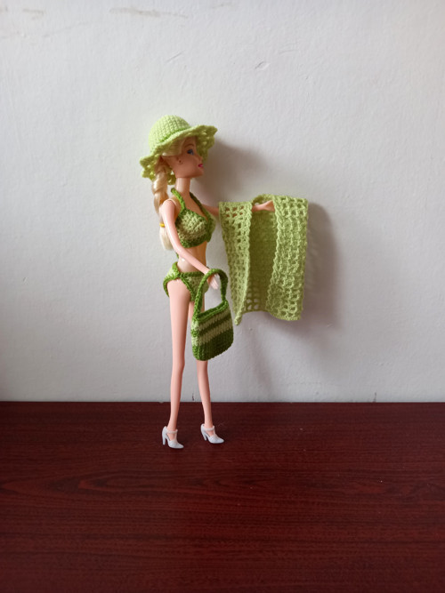 Plavky a doplňky k vodě pro Barbie — foto 4