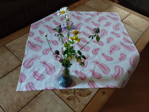 Ubrus růžové peří — foto 5