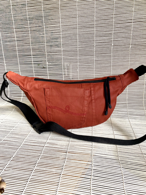 Kabelka crossbody rezavá — foto 4