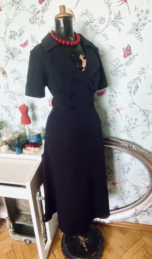 Šaty vintage pin-up klasika — foto 3