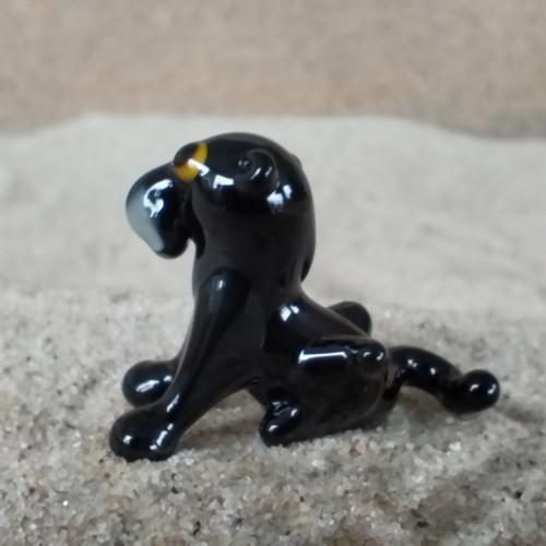 Panter černý sedící — foto 3