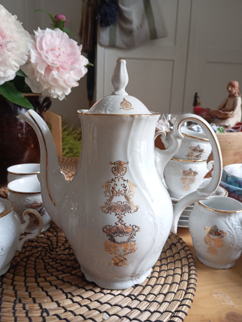 Porcelánová čajová souprava — foto 2
