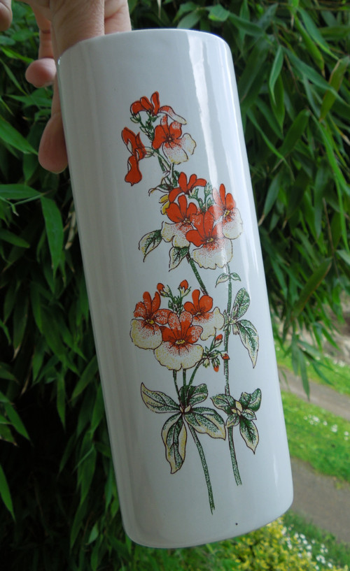 Retro porcelánový odpařovač — foto 2