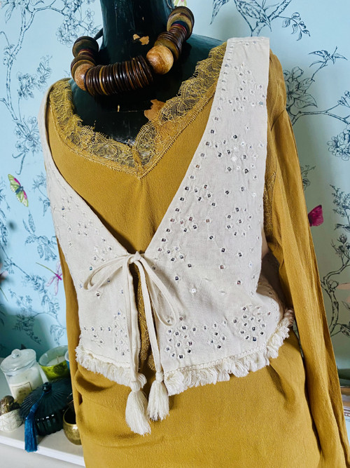 Vestička crop boho — foto 2