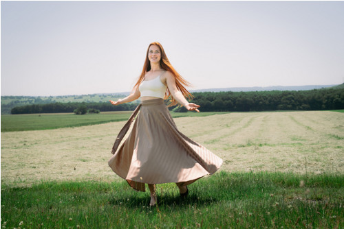 KOLOVÁ BÉŽOVÁ - SATÉN — foto 6