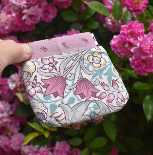 Mini mincovka/klíčenka - Tulipány od Morrise — foto 3