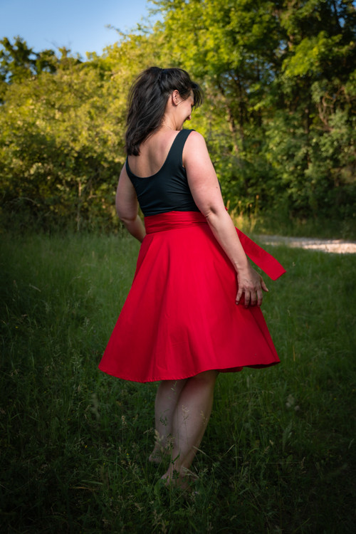 Kolová Červená Sukně — foto 2