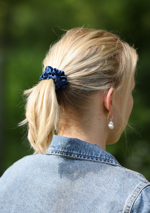 ROYAL BLUE - hedvábná scrunchie MINI — foto 2
