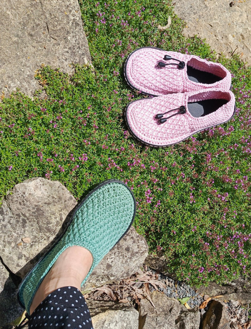 Háčkovaná barefoot elegance — foto 3