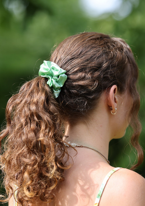 PENELOPE- hedvábná scrunchie KLASIK — foto 2