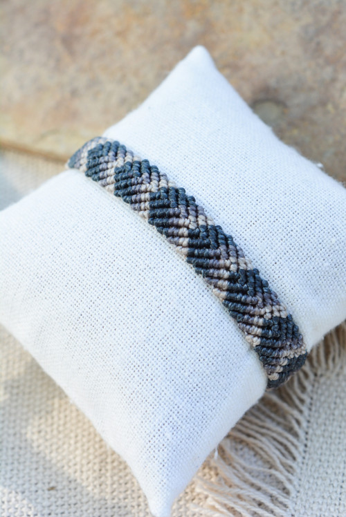 Minimalistický macramé náramek - modrošedá — foto 2