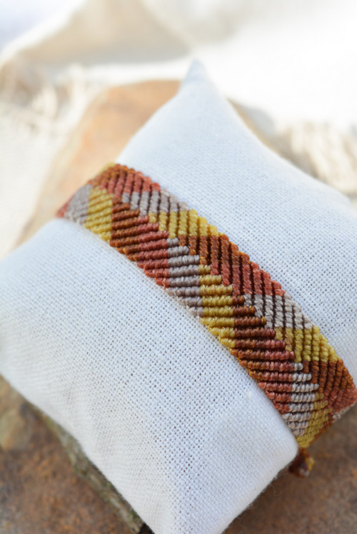 Širší macramé náramek - indian II. — foto 3
